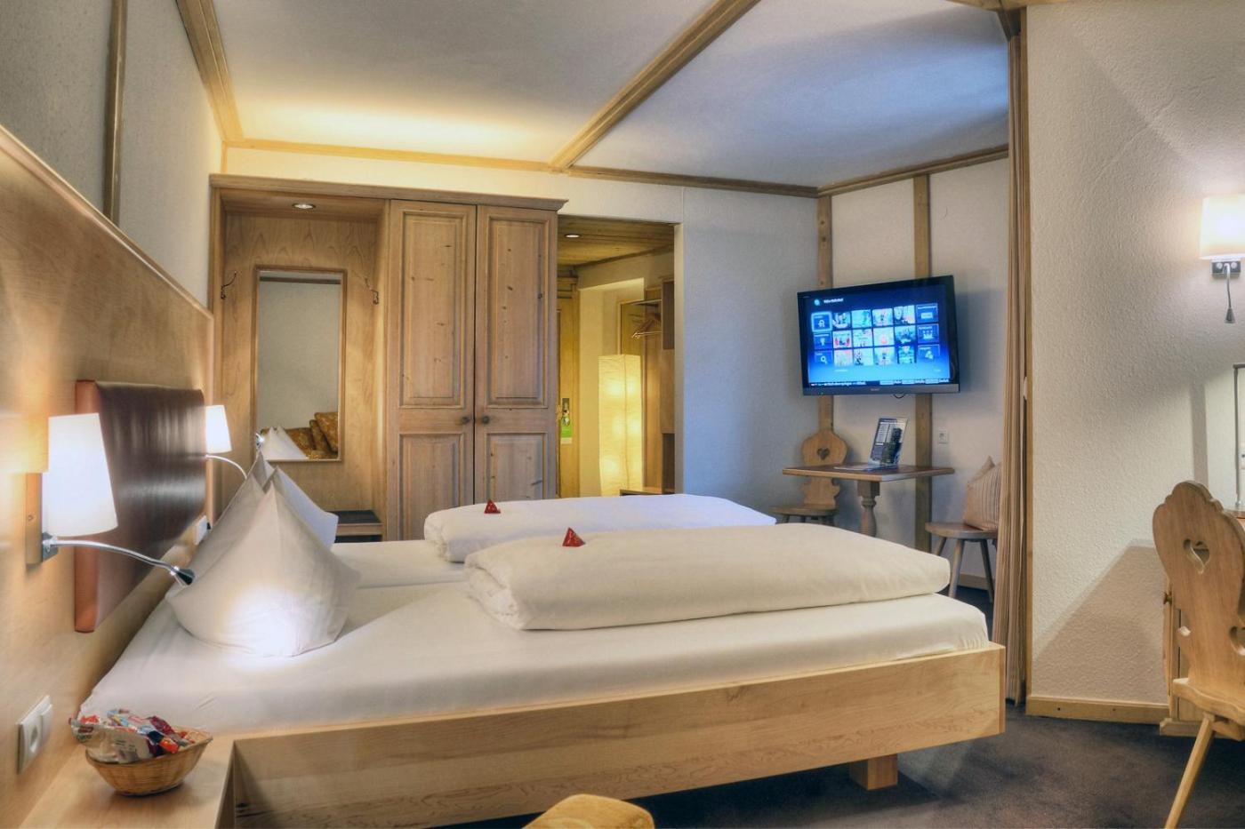 Hotel Gruener Baum Βίρτσμπουργκ Εξωτερικό φωτογραφία